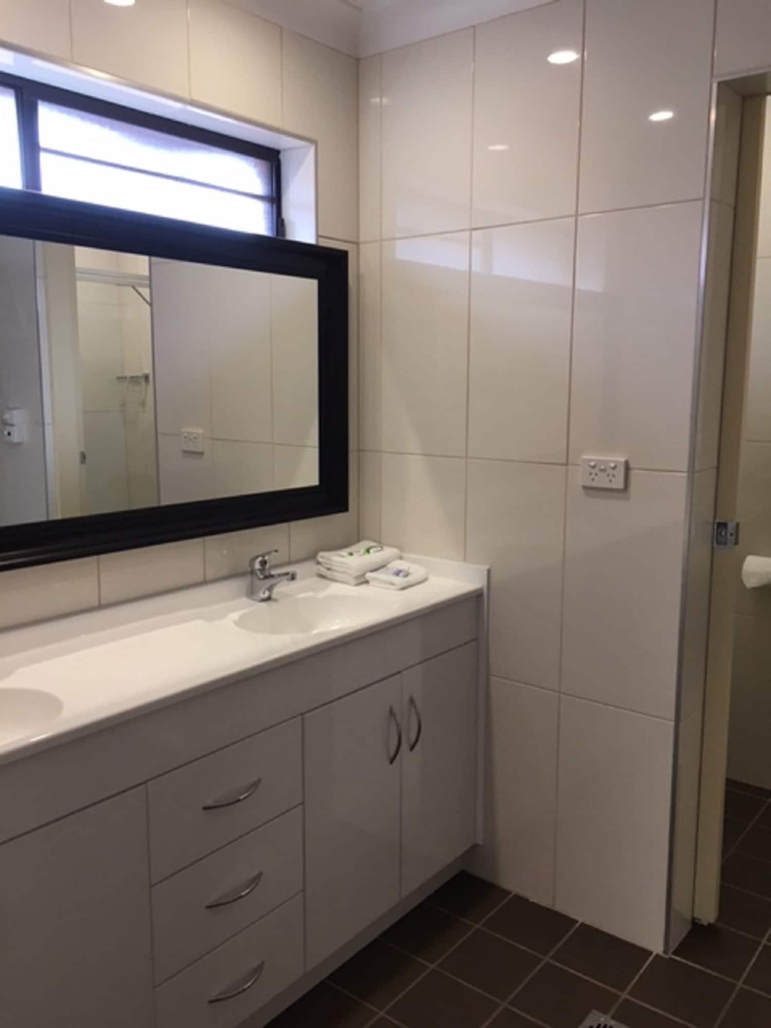 Maclin Lodge Motel Campbelltown Ngoại thất bức ảnh